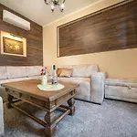 Antique - Free Private Parking 3* Filibe