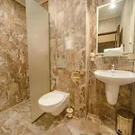 Antique - Free Private Parking Otel