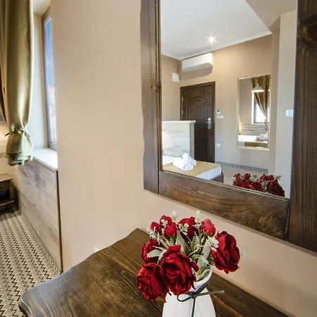 Antique - Free Private Parking Hotel Plowdiw