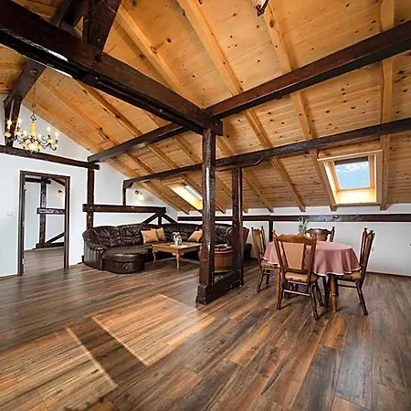 Antique - Free Private Parking Hotel