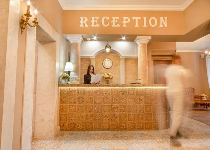 Antique - Free Private Parking 3* Пловдив