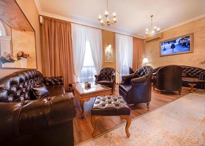 Antique - Free Private Parking 3* Пловдив